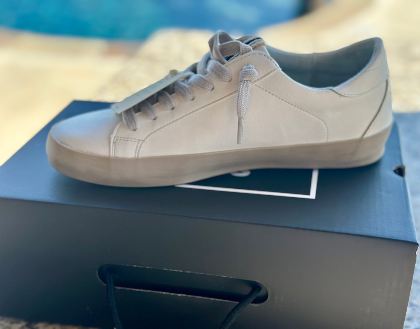 Shu Shop- White