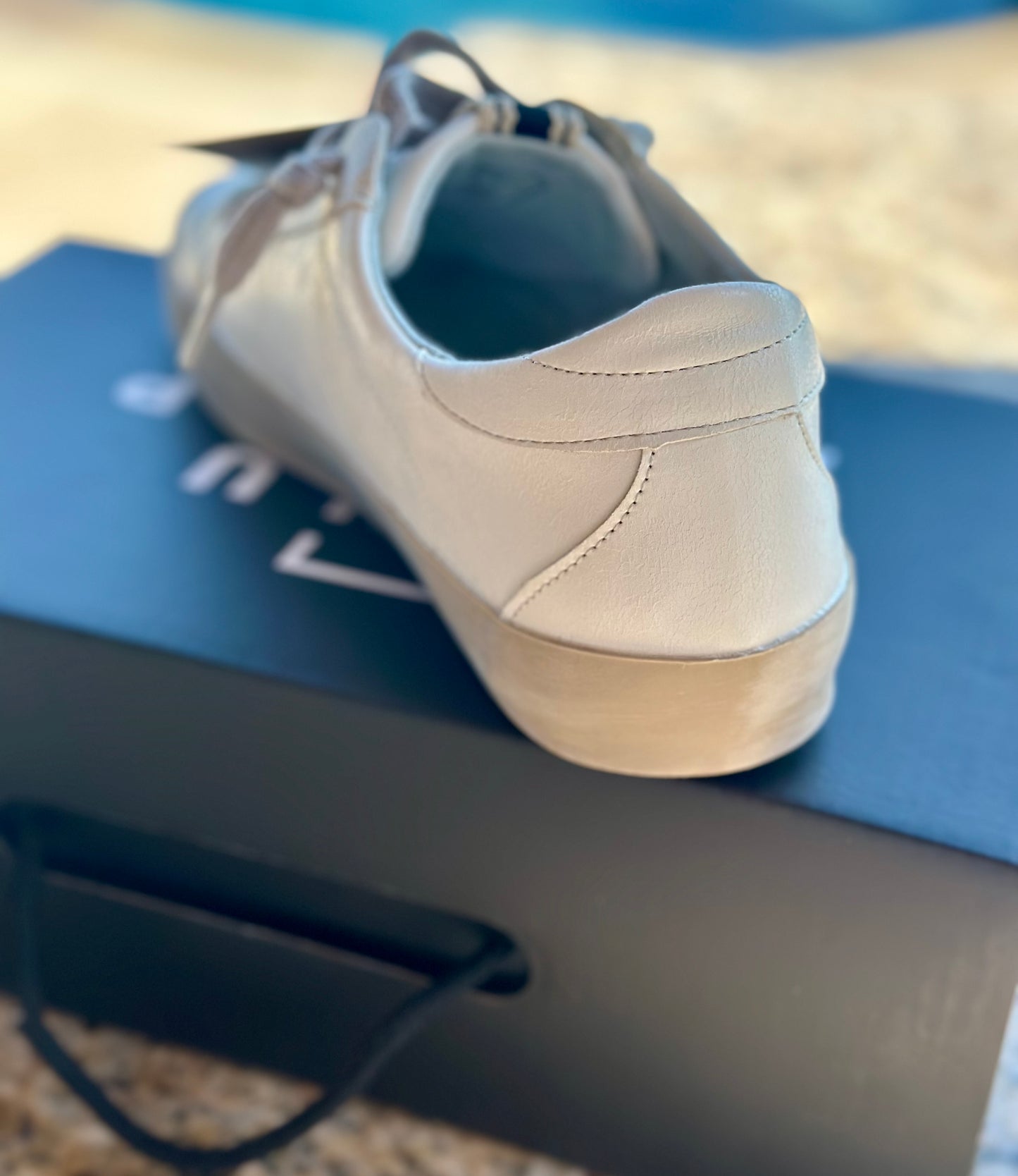 Shu Shop- White