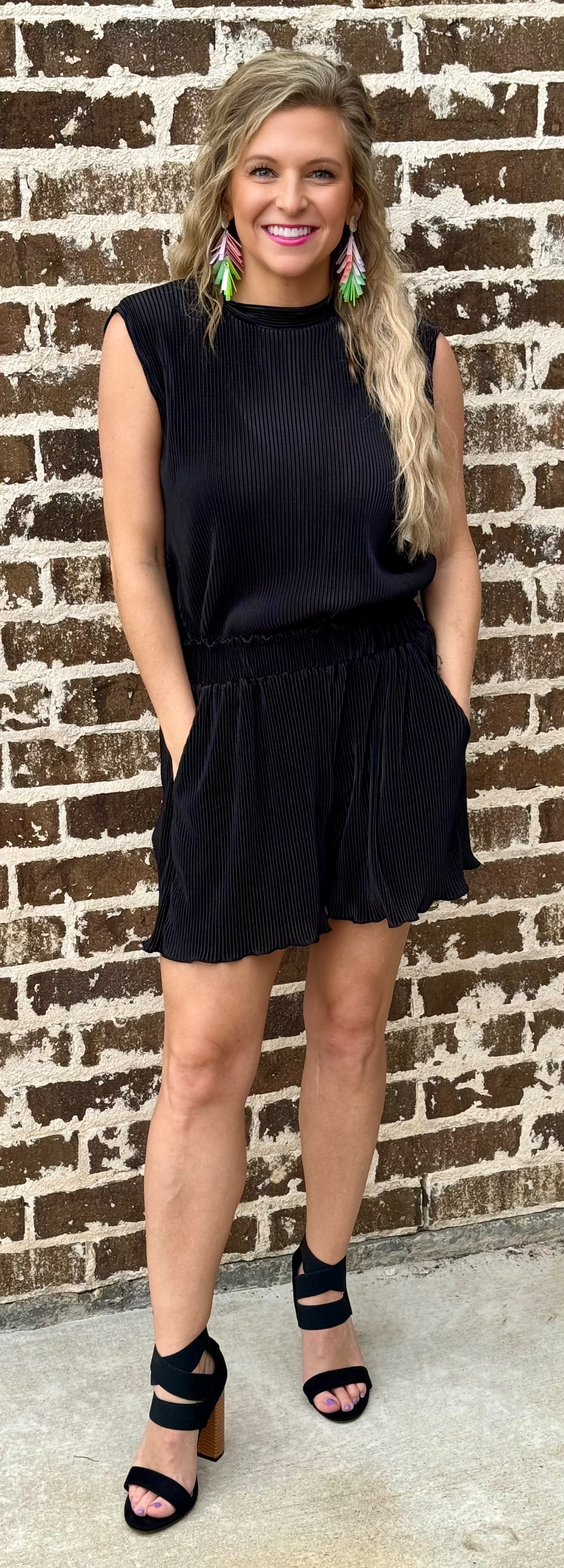 Hard to Resist Pleated Set •Black