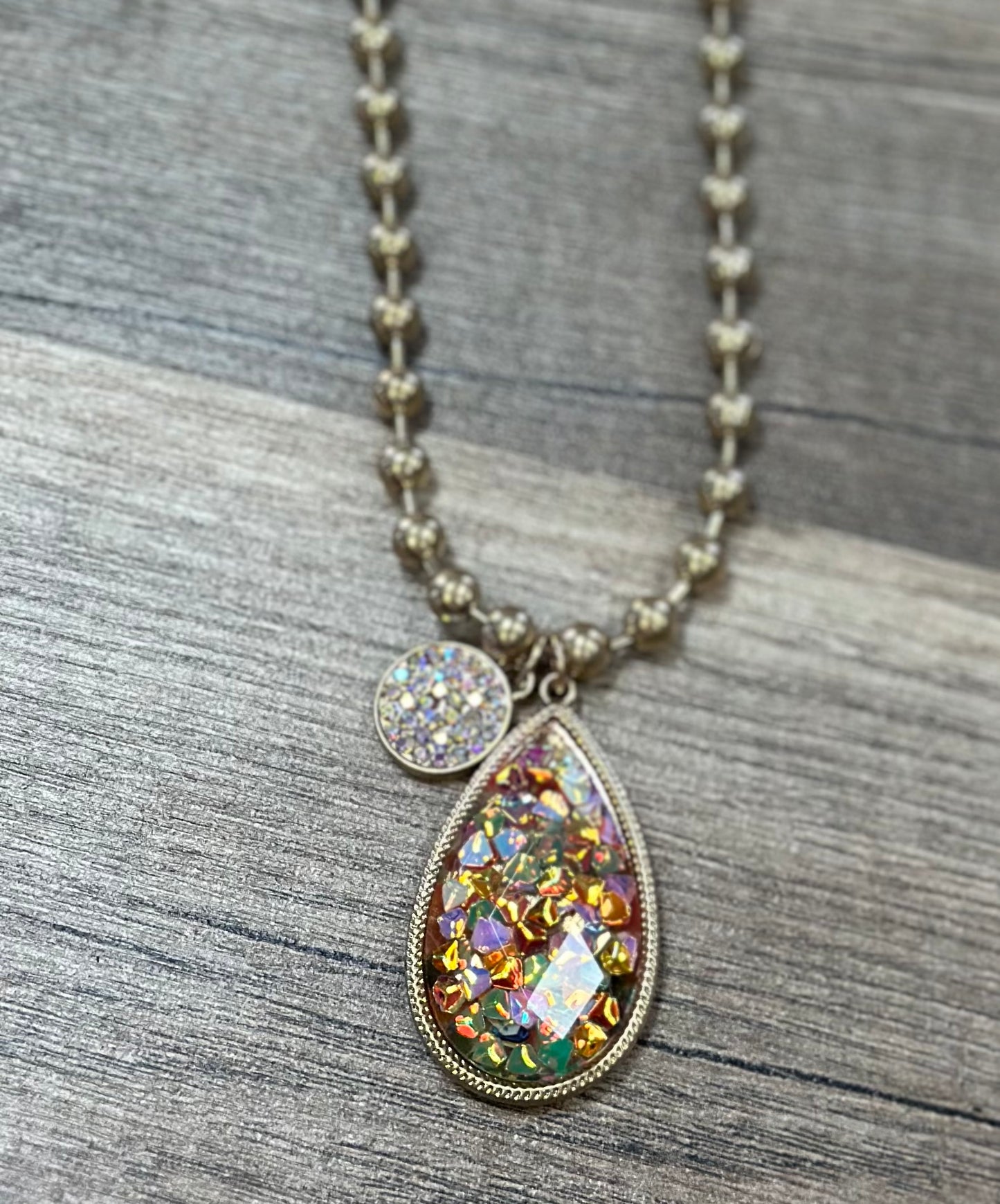 Gold Iridescent Necklace
