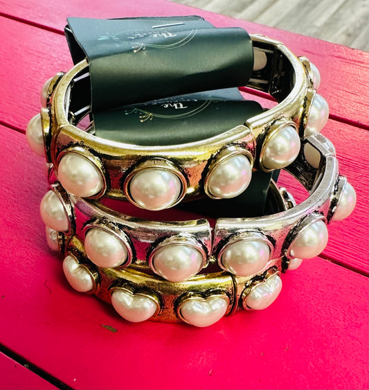 Pearl Stretch Bracelet